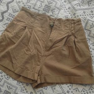 Beige cargo shorts